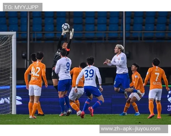 足协杯激战鲁能与卓尔争锋谁将晋级下一轮的决战舞台